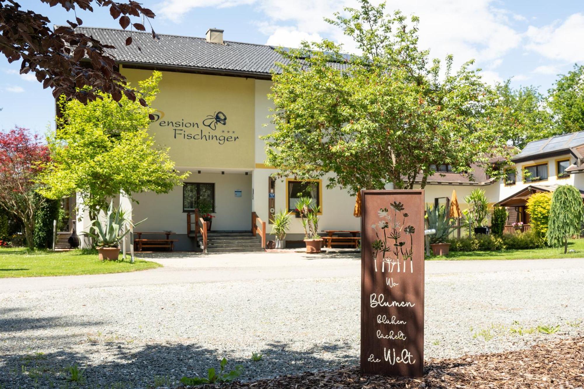 Pension Fischinger Feldkirchen In Kaernten Exterior photo
